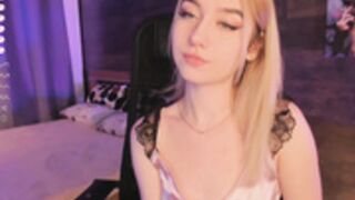 yolandabertha 2022-11-26 p1