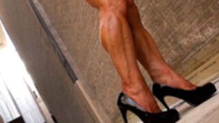 She went to gym so often that she looks scary