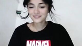 2022-10-10 anne-white nude pussy fingering