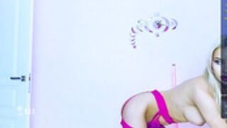 js_girls (slemgem)  2022-12-05  pretty hoe sophia alone