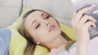 Sia Siberia Isabella De Laa lesbian strapon