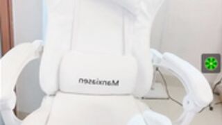 _Monroe nipple show 20221110