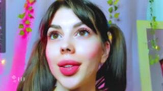 hottie_lola  the cutest teen hoe this year