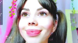 hottie_lola  the cutest teen hoe this year