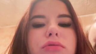 Sweetchics threesome on bongacams