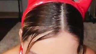 Oliviamae devil blowjob