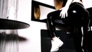 madam samantha first cei selfie task sd