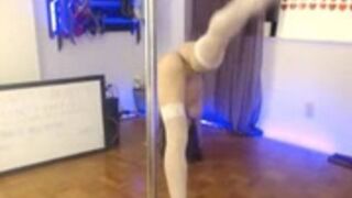 Reya Sunshine nude livecam 16 - ReyasRooms 2016-02-09