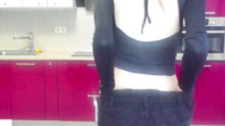 Lil_Stitch 12-8-22 3rd panty flash