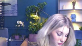 Nicole_Soft shy cute hoe. Reminds me Chloe Moretz