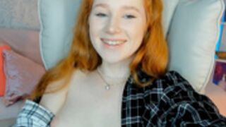 Madeline_Jackson closeup pussy 20221204