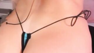 Free chat blonde Greek Latina