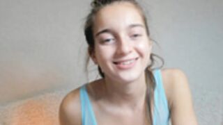 Elizabeth Sweet69 pussy slip oops