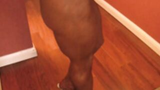 DEBBIE BLACK MONSTER MUSCLE WOMAN FLAUNTS HER MUSCLES