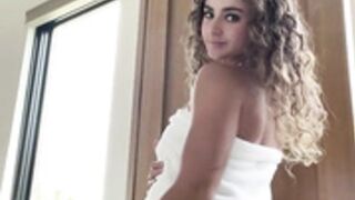 Claire Stone - Nude Towel