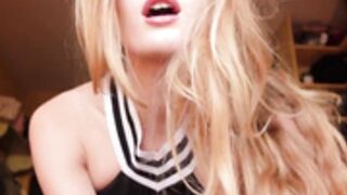 Kwgirlx - Cheerleader Gang Banged by Football Team