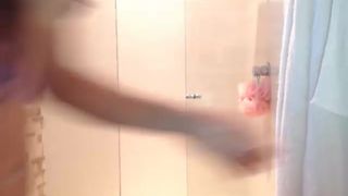kendrabenz in the shower