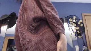 Eeevee Shakes and Oils her Ass