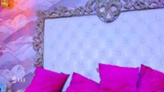 angiegonebad  2022-12-12  call cam gurl