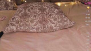 Jumphigher 01 (Julia formerly Tonsykaprina)