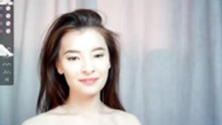 _lovelyen girl next door vibes