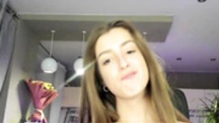 coy_amina_ 2022-12-15