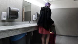 Boba Bitch Caught in Airport
