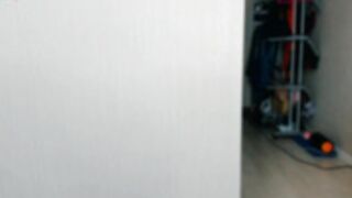 alisa_newbie Topless Dance