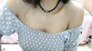 indianbae01 oiling boobs