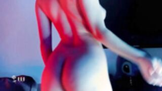 BrendaCheese 2022-12-11 long naked night dance pt.3