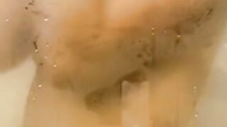 Sabrina Janssen Shower