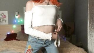 Lilith Sinn readhead strip and hump pillow