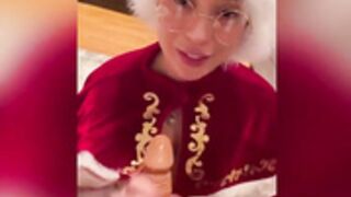 Vanessa Perasso- Mrs. Claus