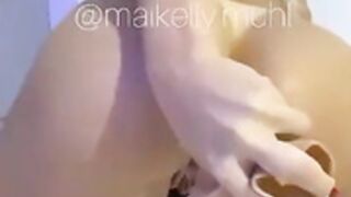 MaiKelly*Muhl Horny Girl