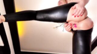 Julie Bad_babe