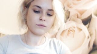 EMMA_U2 tease and panties off