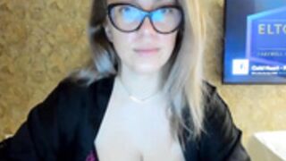 RussiaDoll boob flash