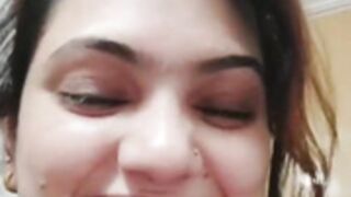 BEAUTIFUL BHABI