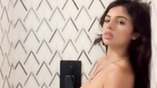 Big Tits 20-something