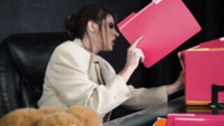 Bimbo Virus w/ Futa Ending