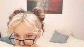 Deryubanny Nana 2022-12-20 Twerk Perfect Tiny Ass Tease