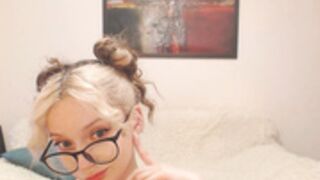 Deryubanny Nana 2022-12-20 Twerk Perfect Tiny Ass Tease