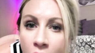 Peytonmoaning cheerleader