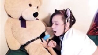 Orian666 fucks her teddy