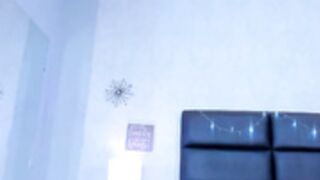 lara_giraldo making anal
