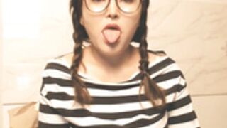 hrnyteacher_2022-08-15_21-32