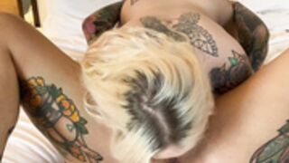 ava_austen eat pussy