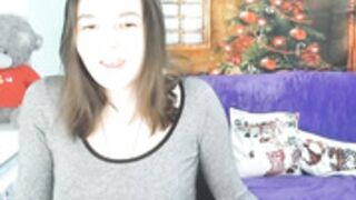 UpyyyLili have any this girl naked plz