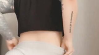 Who has a better ass?