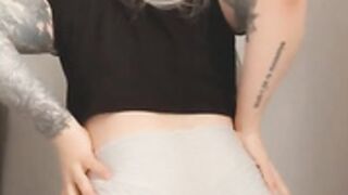 Who has a better ass?